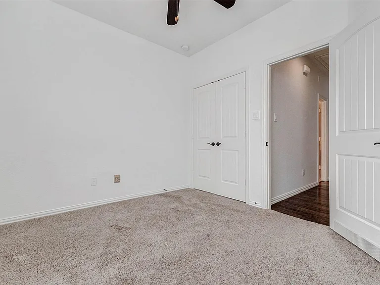 1511 Evermore Manor Ln — Photo 16