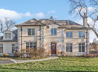 833 Chatham Rd, Glenview, IL 60025