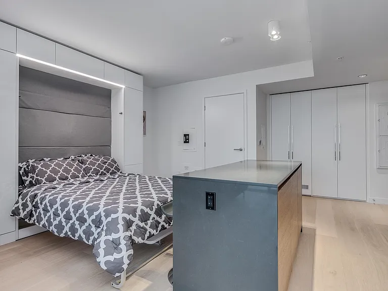 1289 Hornby St #2609 — Photo 21