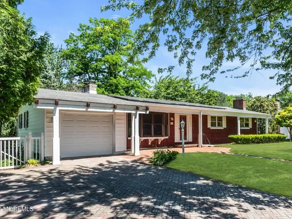 39 Court Drive, Shrewsbury Boro, NJ 07702