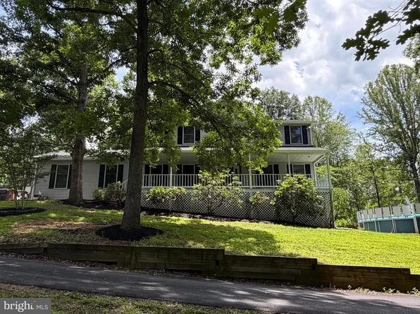 5645 Countryside Cir, Jeffersonton, VA 22724
