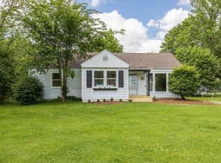 2443 E Bennett St, Springfield, MO 65804