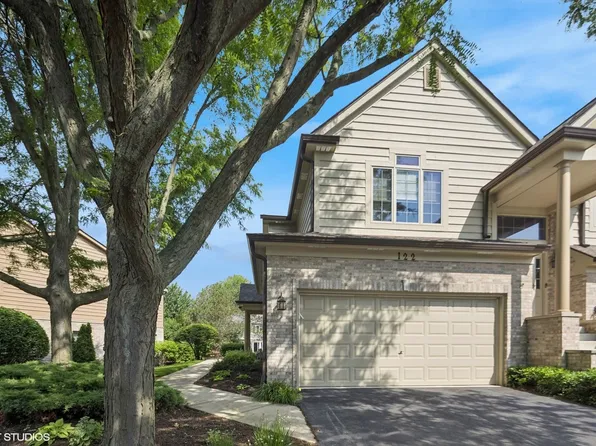 122 Santa Fe Ln, Willow Springs, IL 60480