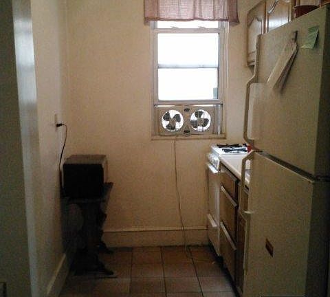2nd image of 17 Scottfield Rd #10