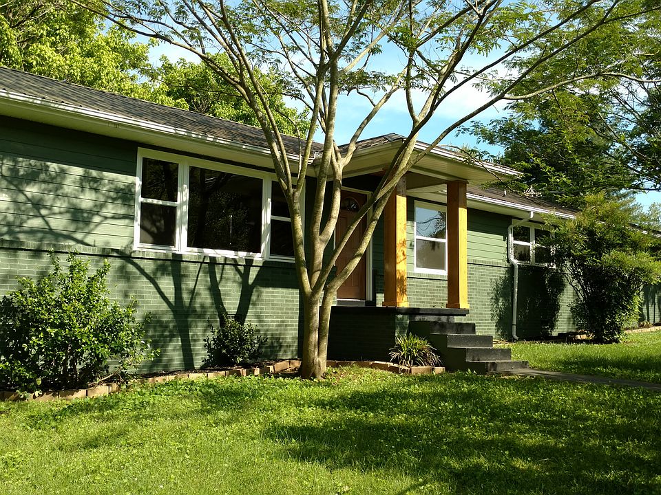 1st image of 307 Hillcrest Dr
