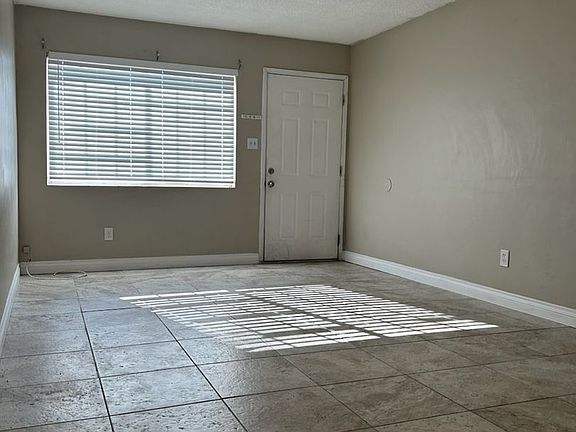 3rd image of 702 W Atkins Ave #A