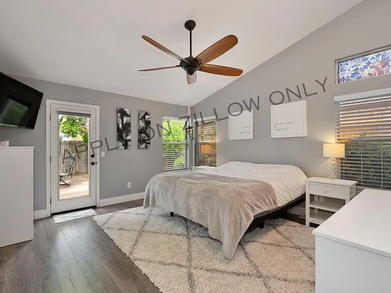 3319 Chapelle Dr — Photo 23