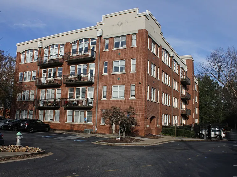 Ice House Lofts — Photo 13