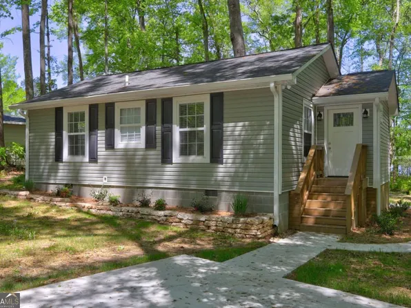 641 Ragsdale Rd, Sharpsburg, GA 30277