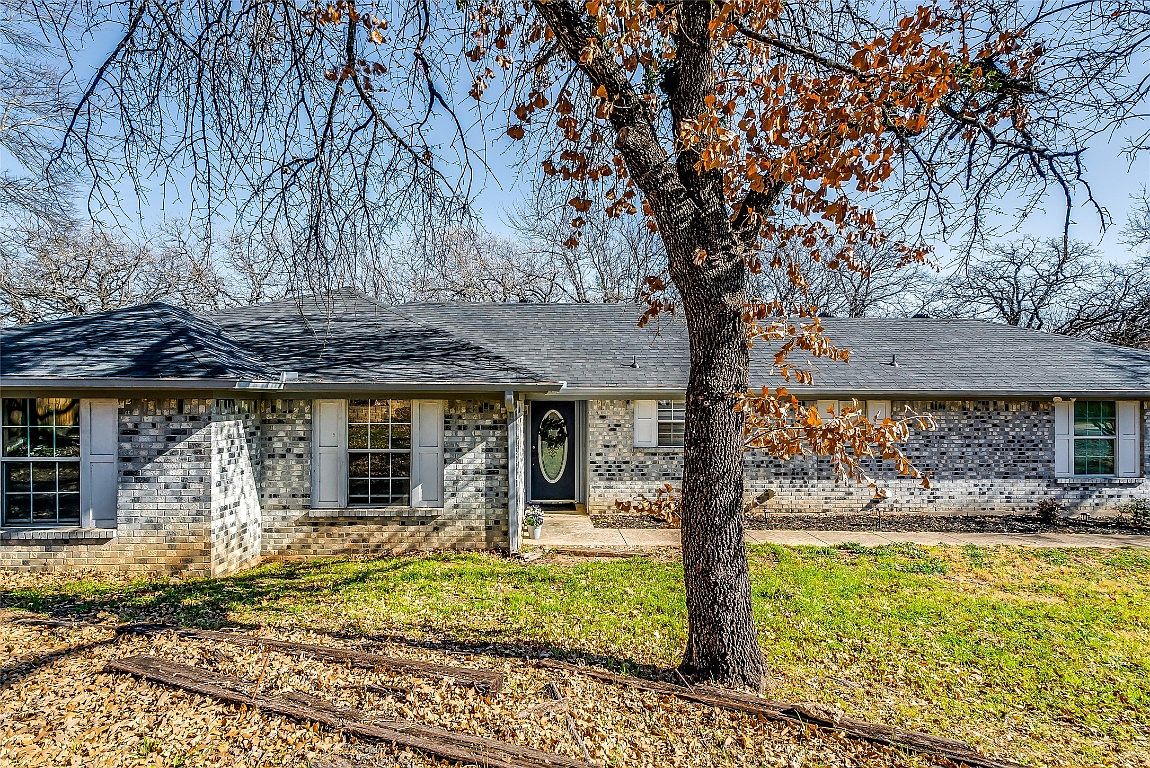 5004 Tahoka Dr, Granbury, TX 76049 Zillow