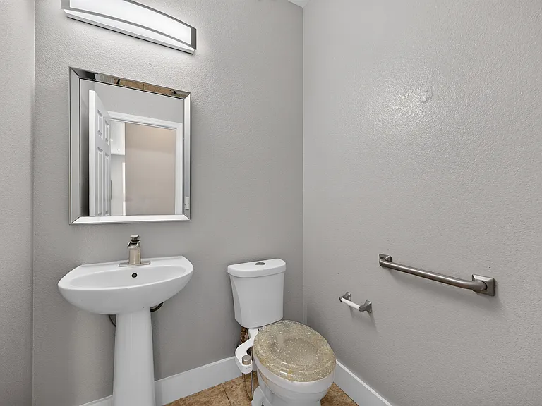 1490 Peppertree Rd — Photo 15
