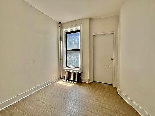5th image of 169 E 105th St #10A