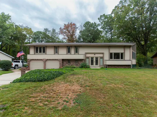 16830 Londonberry Ln, South Bend, IN 46635