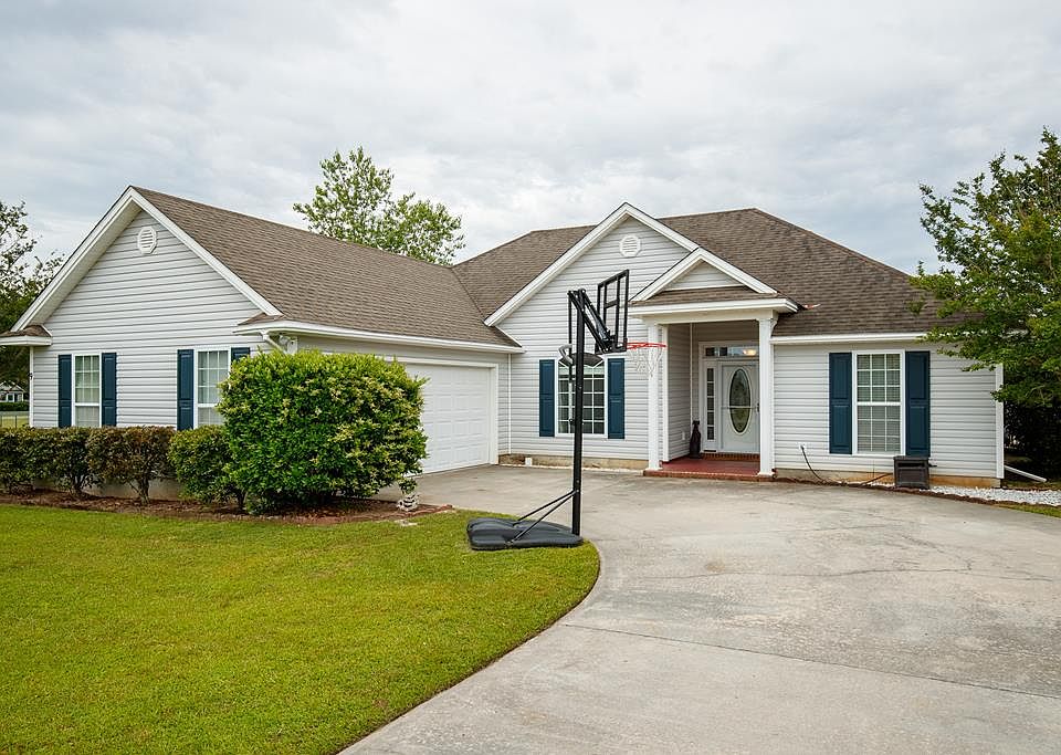 1st image of 9 Mary Carter Ln