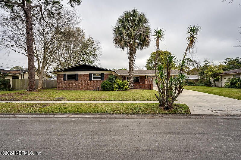 1st image of 4713 GLORIANNE Circle W