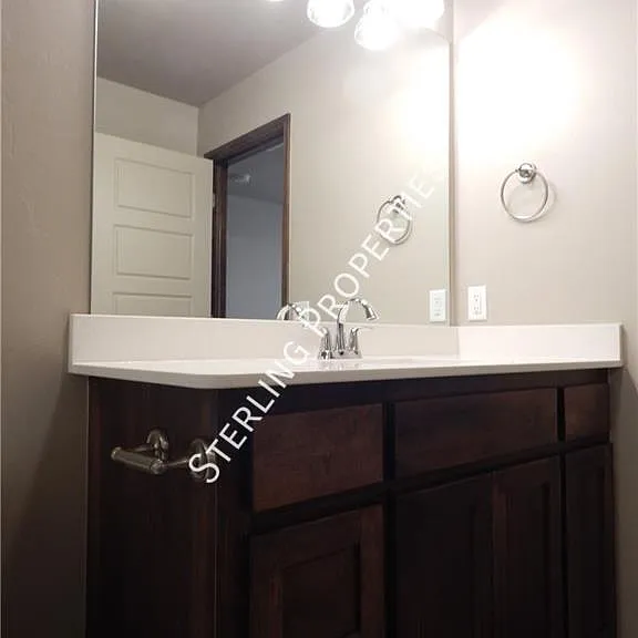 949 Chase Ln — Photo 18