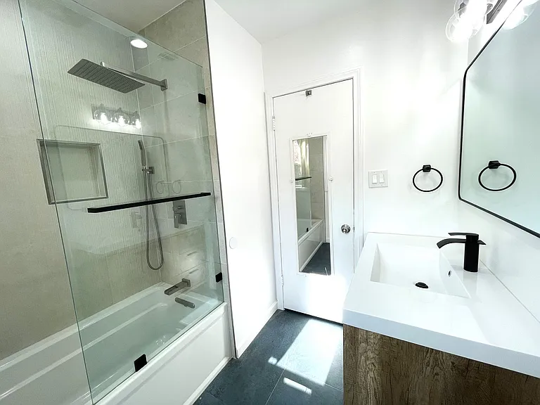 8109 Brimfield Ave — Photo 18
