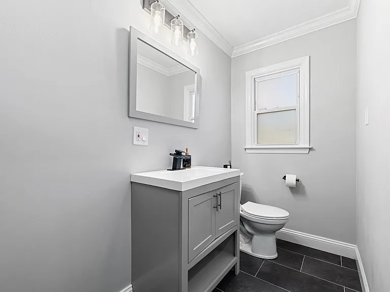 130 Deramo Pl — Photo 5