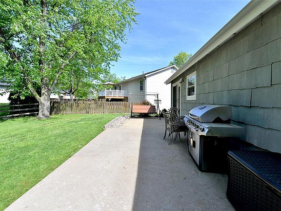 4th image of 2381 Charterwood Ct
