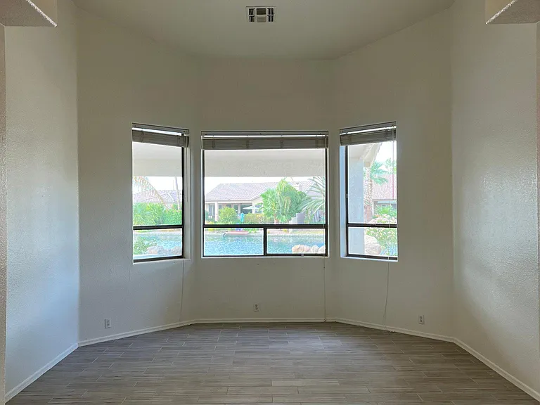 814 W Beechnut Dr — Photo 26