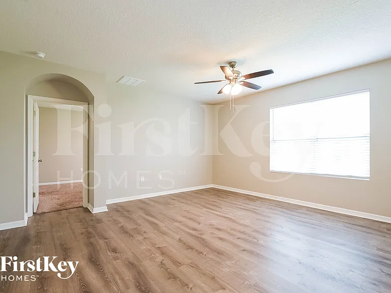 10602 Burlwood Dr — Photo 3