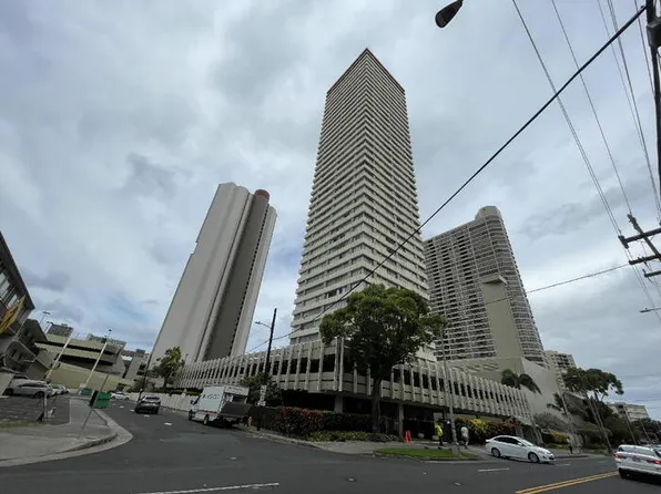 2525 Date St, Honolulu, HI 96826