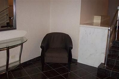 3rd image of 6933 N Kedzie Ave APT 909