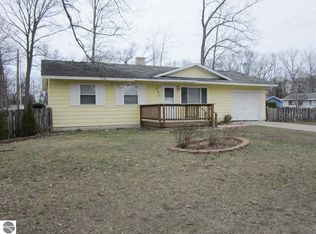 897 Centre St, Traverse City, MI 49686
