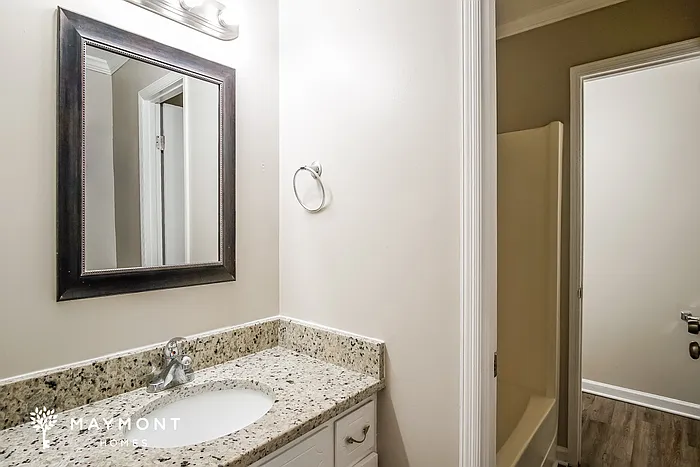 2217 Toll Gate Rd NE — Photo 8