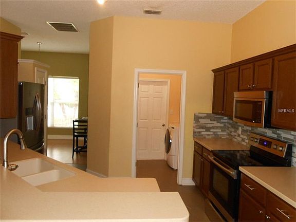 2nd image of 2064 Tiptree Cir