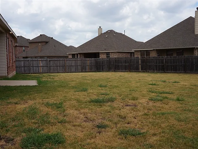 520 Castlebrook Ct — Photo 9