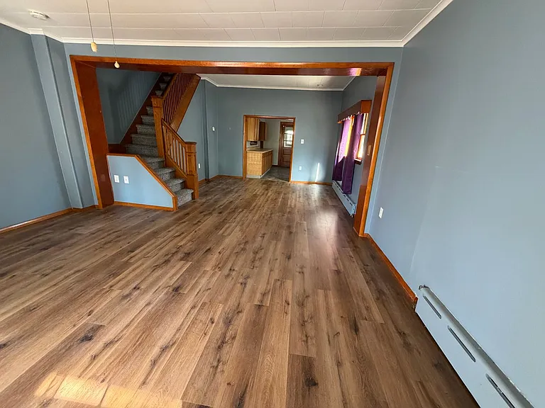 705-707 Jefferson Ave — Photo 10