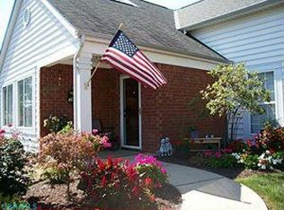 1121 Overlook Ct, Pickerington, OH 43147