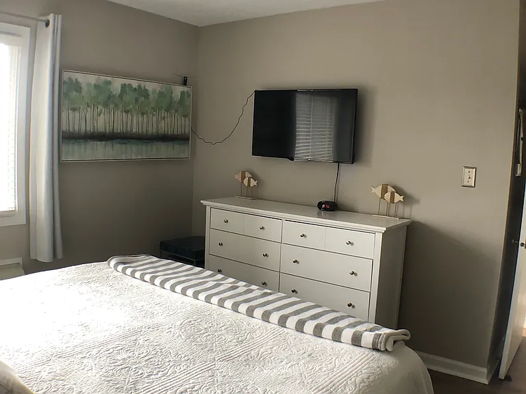 102 Clarendon Dr — Photo 14