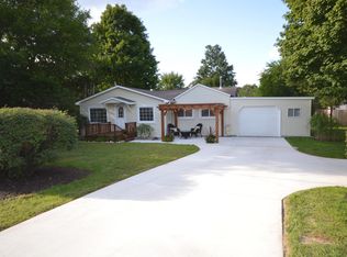 2876 Concord St, Traverse City, MI 49684