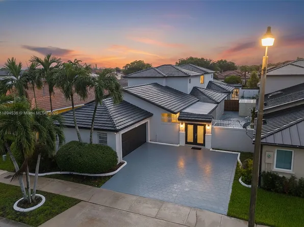 14820 NW 87th Ct, Miami Lakes, FL 33018