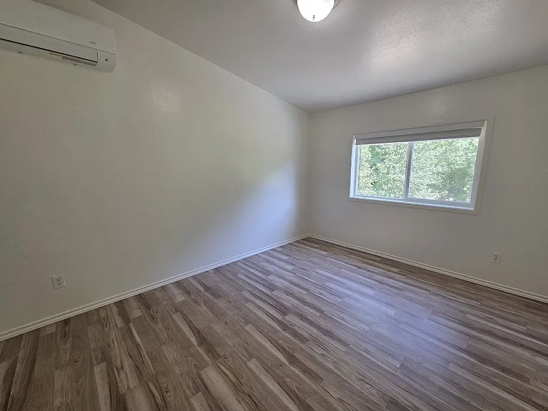 3950 Shoestring Rd — Photo 19