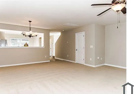 3 bed, 1528 sqft, $2,300 — Photo 3