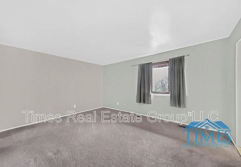704 Worthington Dr — Photo 13