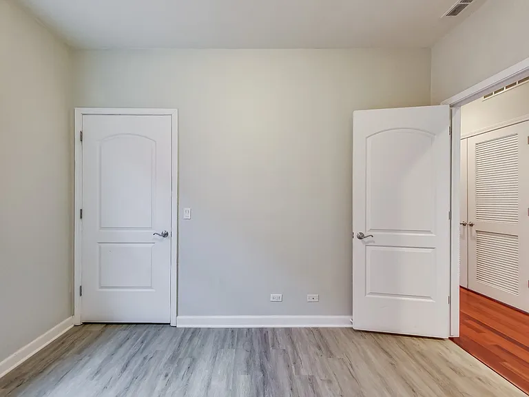 1449 N Wicker Park Ave #302 — Photo 11