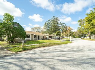 6912 Pinecrest Ln N, Pinellas Park, FL 33781