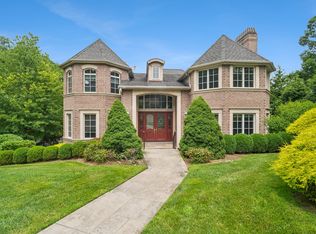 55 McDermott Way, Englewood Cliffs, NJ 07632