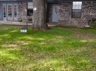 599 Cross Creek Dr, Midway, GA 31320