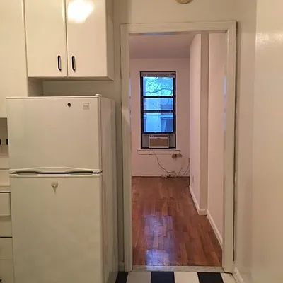 Rented by Keller Williams NYC | media 19