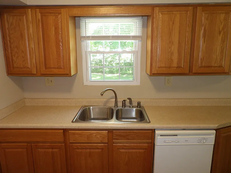 248 Meadowview Dr #2 — Photo 18