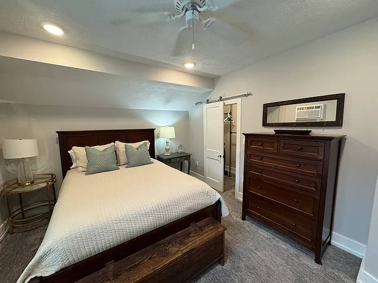 709 S Phillips Ave #2 — Photo 7