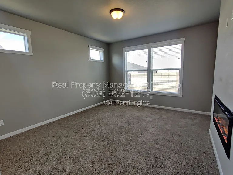 8304 Gardner St — Photo 12