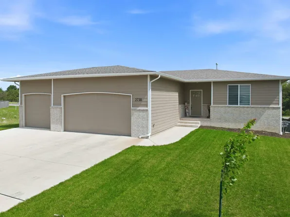 2738 E Ironstone St, Wichita, KS 67219
