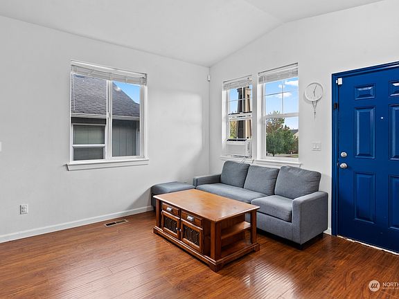 4th image of 14457 Lockwood Lane SE