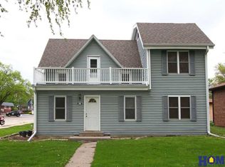 242 Seward St, Seward, NE 68434